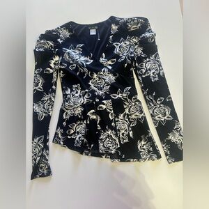 Venus Black and White Floral Women's size XS